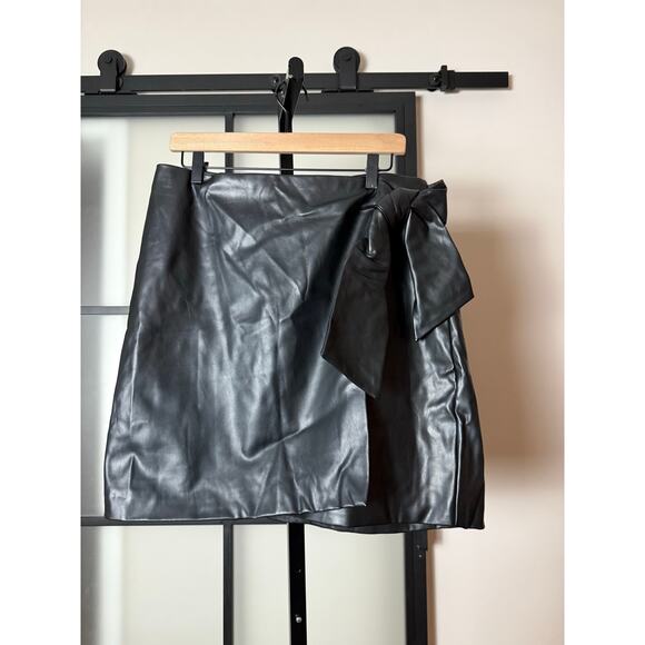 And Now This Nordstrom Faux Leather Wrap Skirt Size 1X - Picture 1 of 5